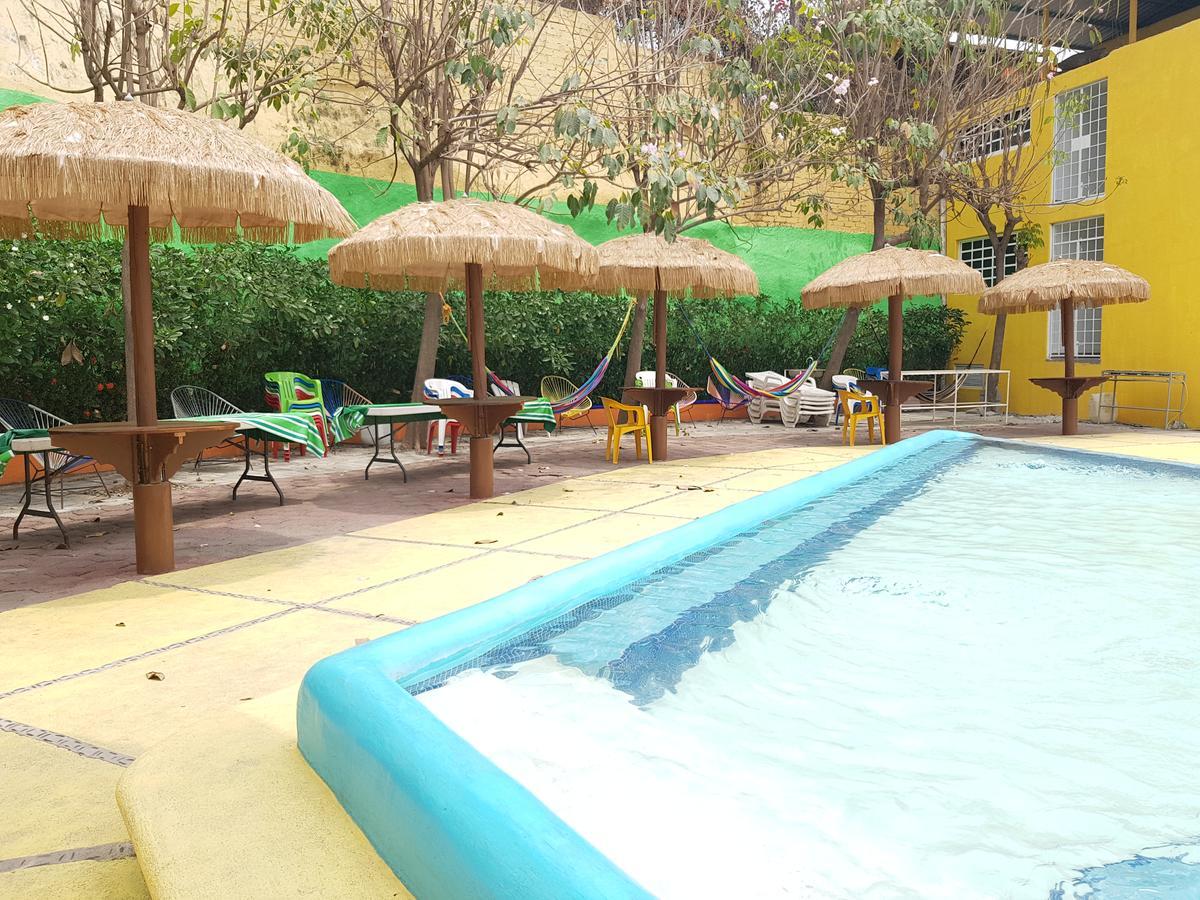 Hotel Bahia Ixtapa  Exterior photo